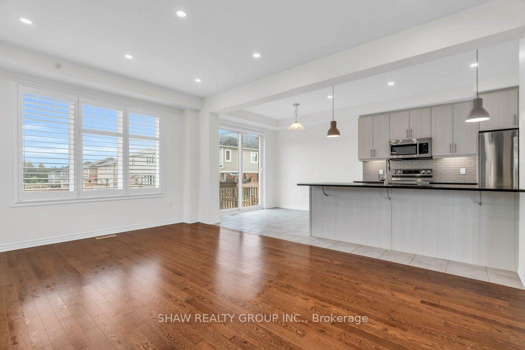 Photo 9 of 403 Equestrian Way, Cambridge — HOMEH