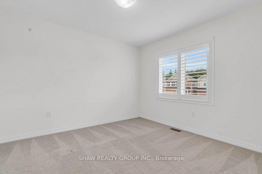 Photo 16 of 403 Equestrian Way, Cambridge — HOMEH