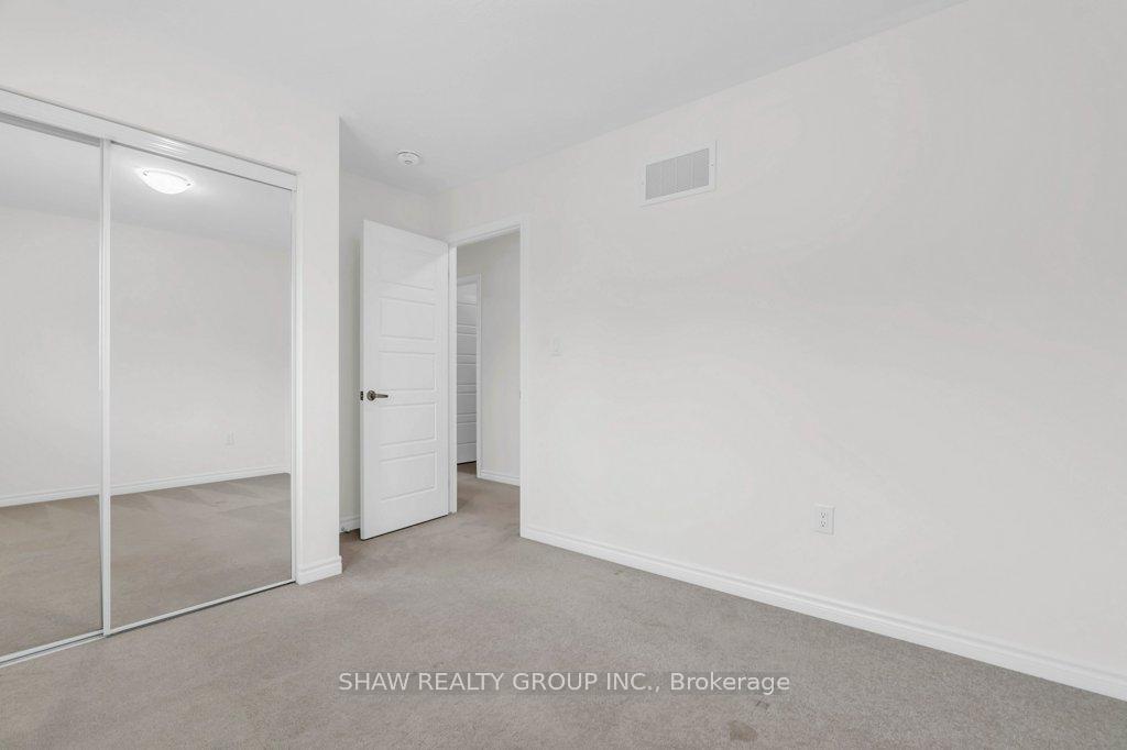 Photo 22 of 403 Equestrian Way, Cambridge — HOMEH