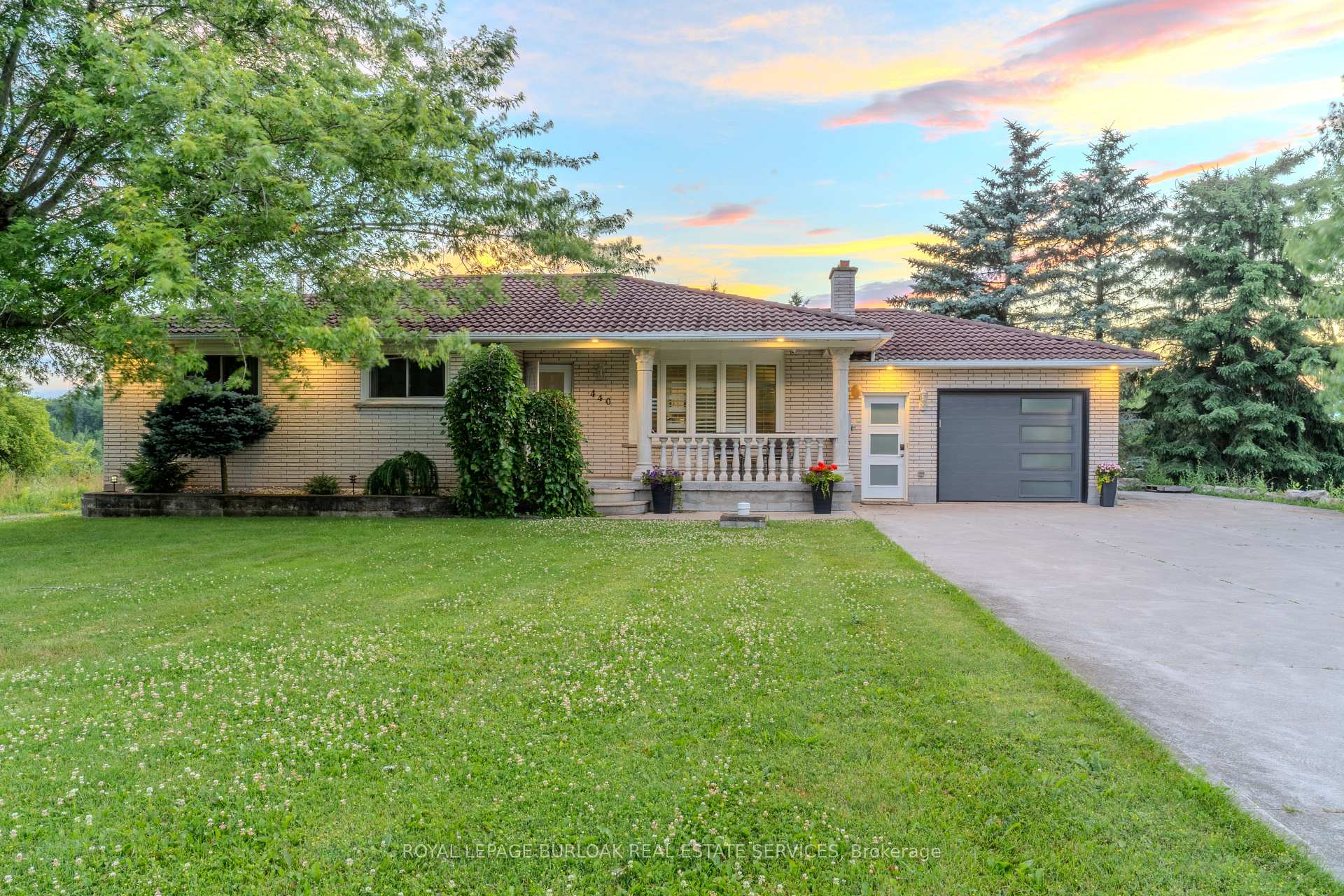 Photo 1 of 440 Fairbrother Road, Grimsby, Grimsby Escarpment — HOMEH