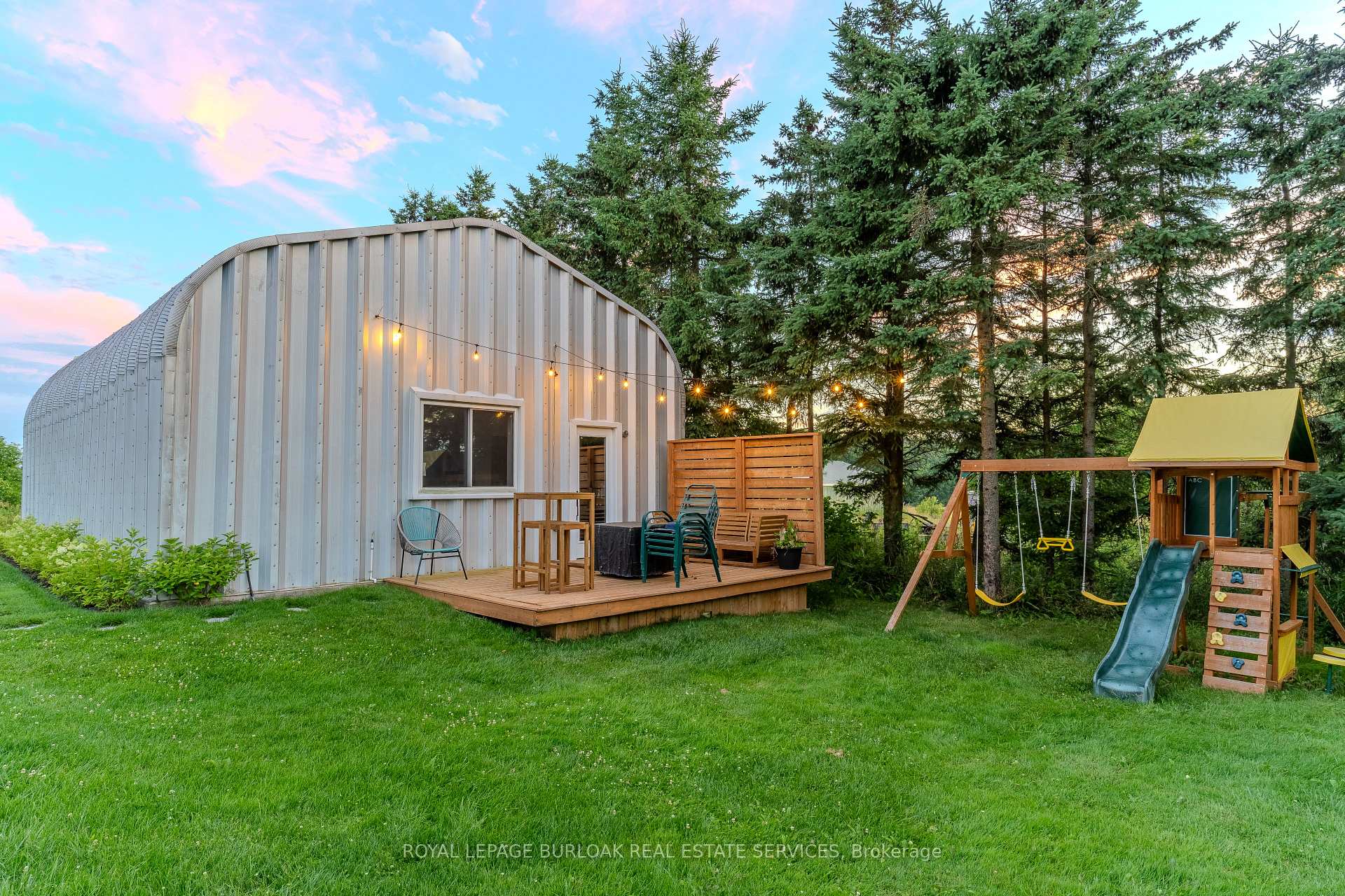 Photo 3 of 440 Fairbrother Road, Grimsby, Grimsby Escarpment — HOMEH