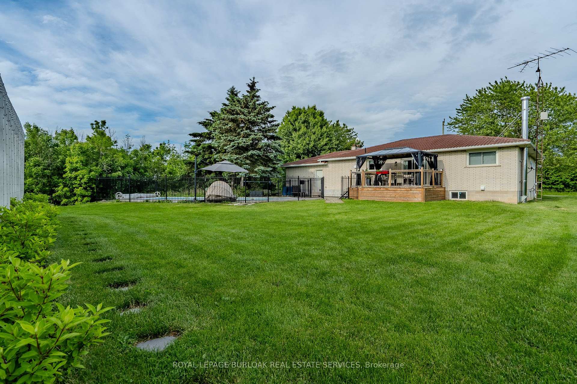 Photo 36 of 440 Fairbrother Road, Grimsby, Grimsby Escarpment — HOMEH