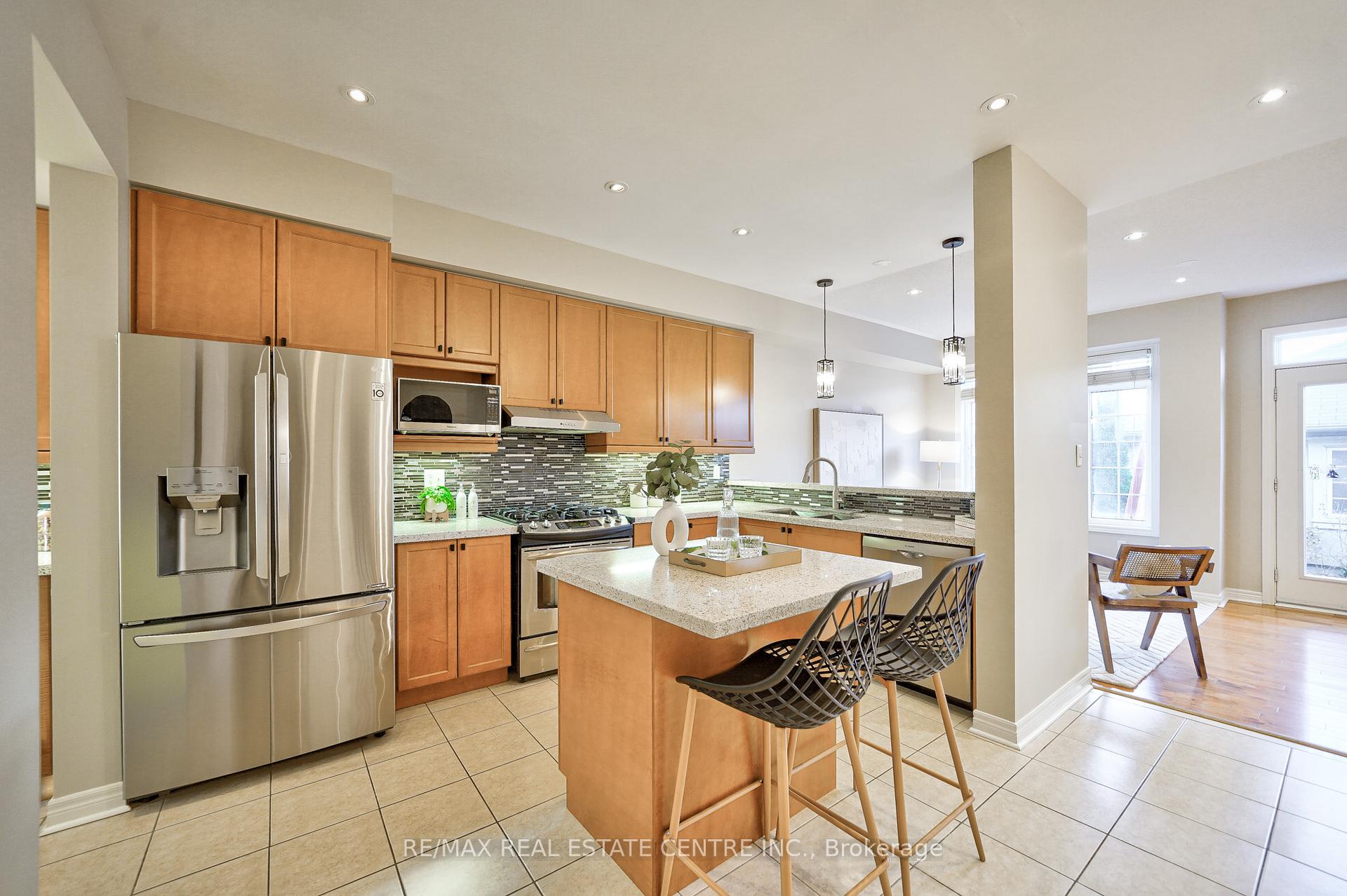 Photo 15 of 2888 Bur Oak Avenue, Markham, Cornell — HOMEH