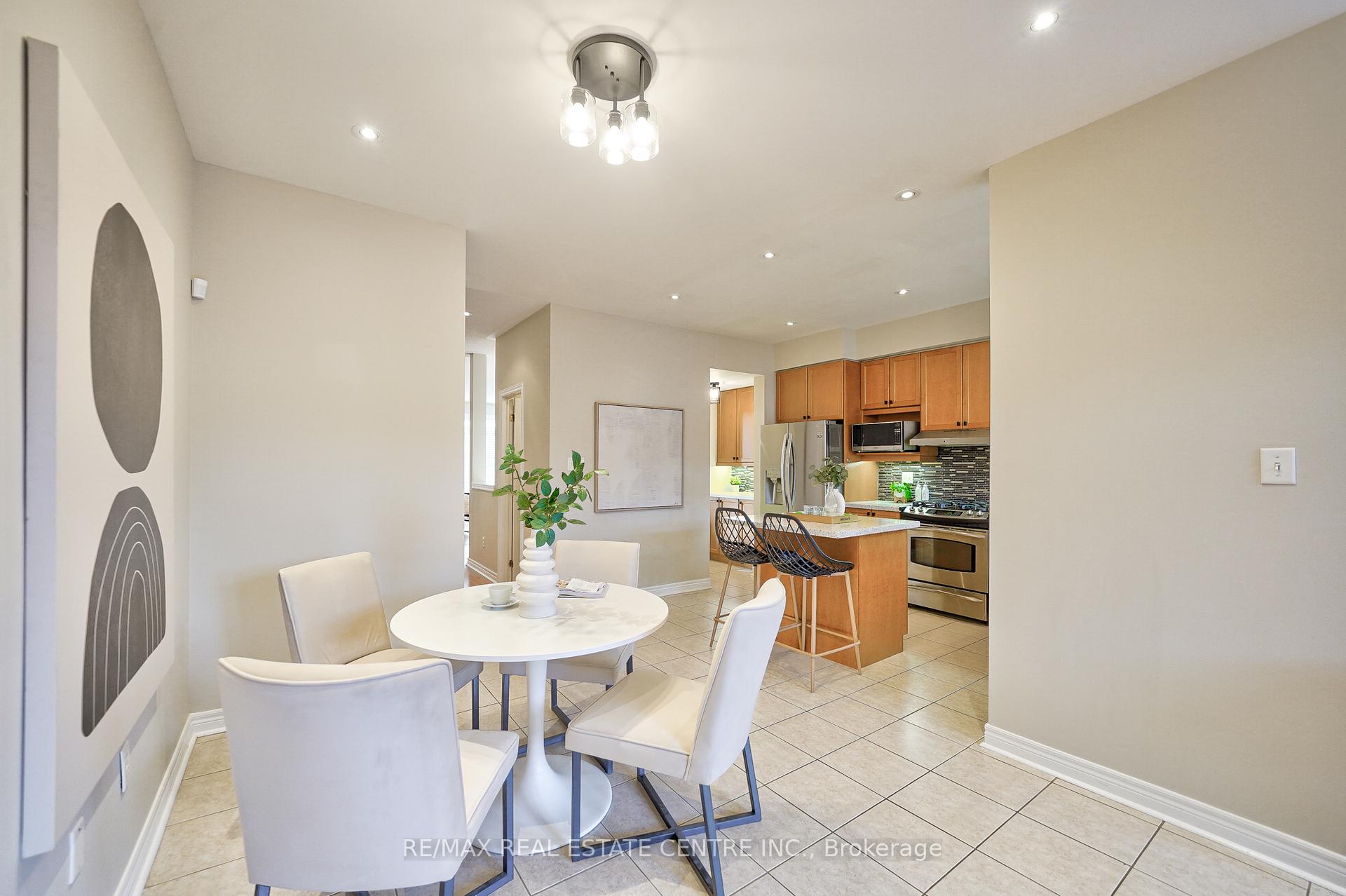 Photo 20 of 2888 Bur Oak Avenue, Markham, Cornell — HOMEH