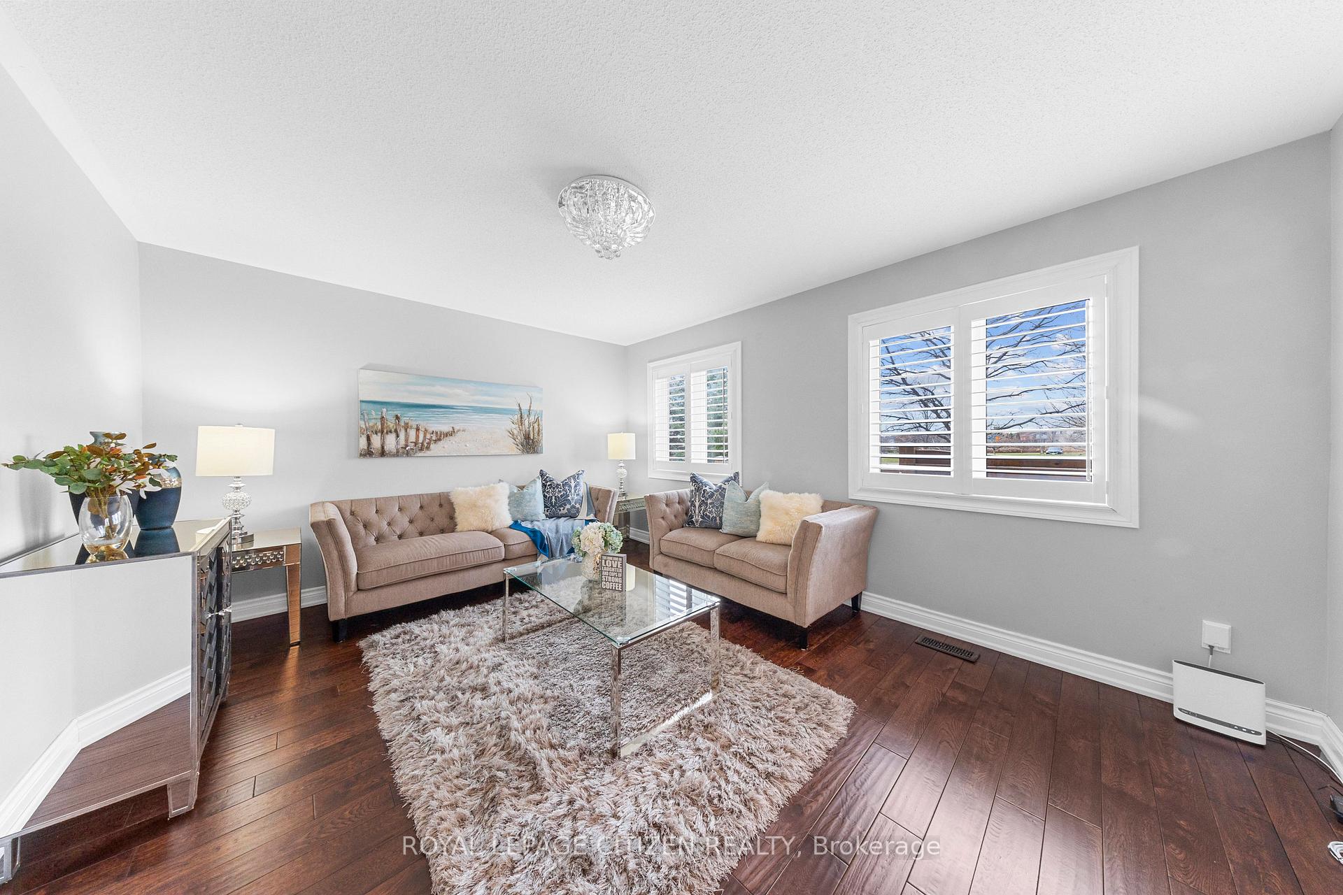 Photo 4 of 101 Darren Avenue, Whitby, Rolling Acres — HOMEH