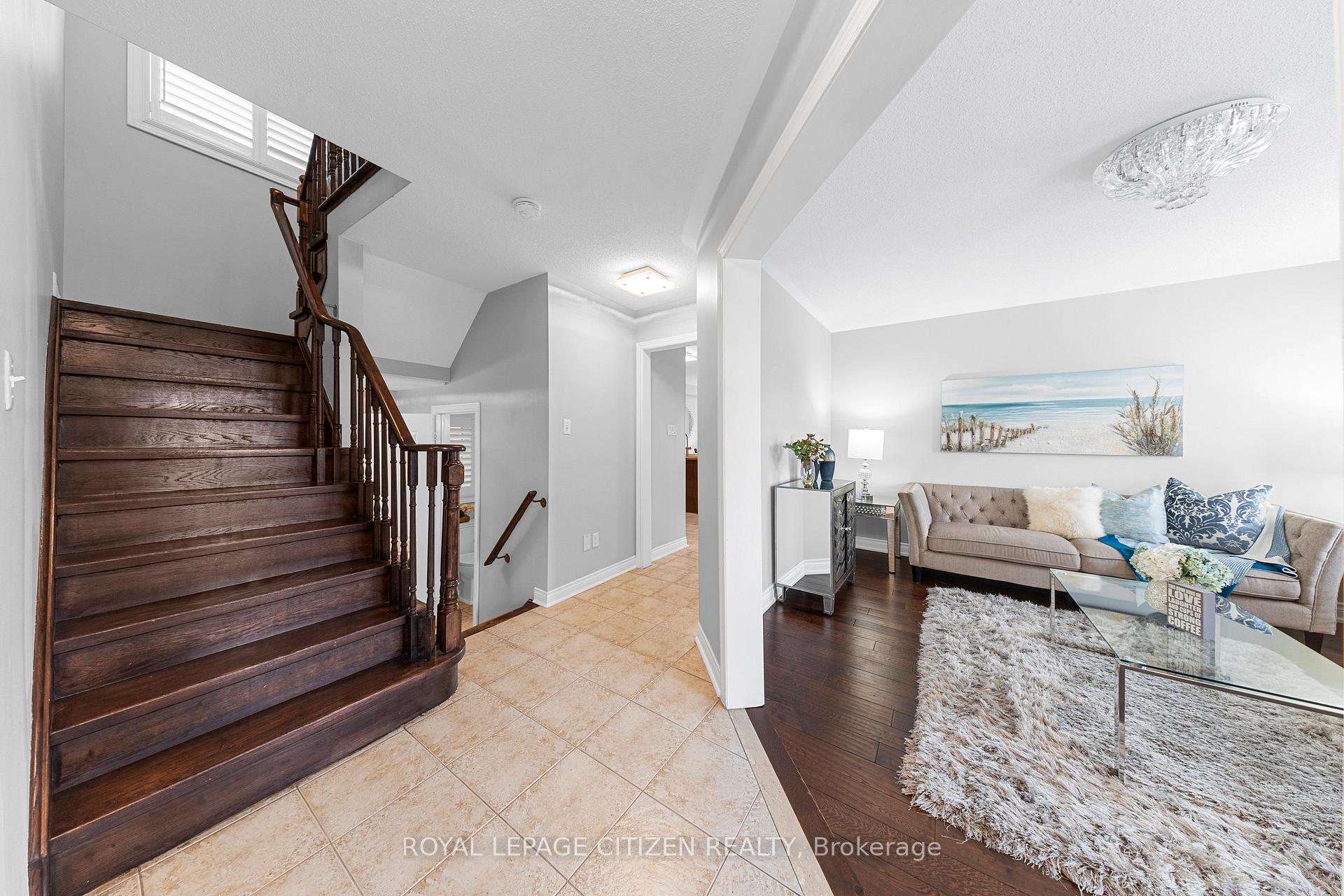 Photo 5 of 101 Darren Avenue, Whitby, Rolling Acres — HOMEH