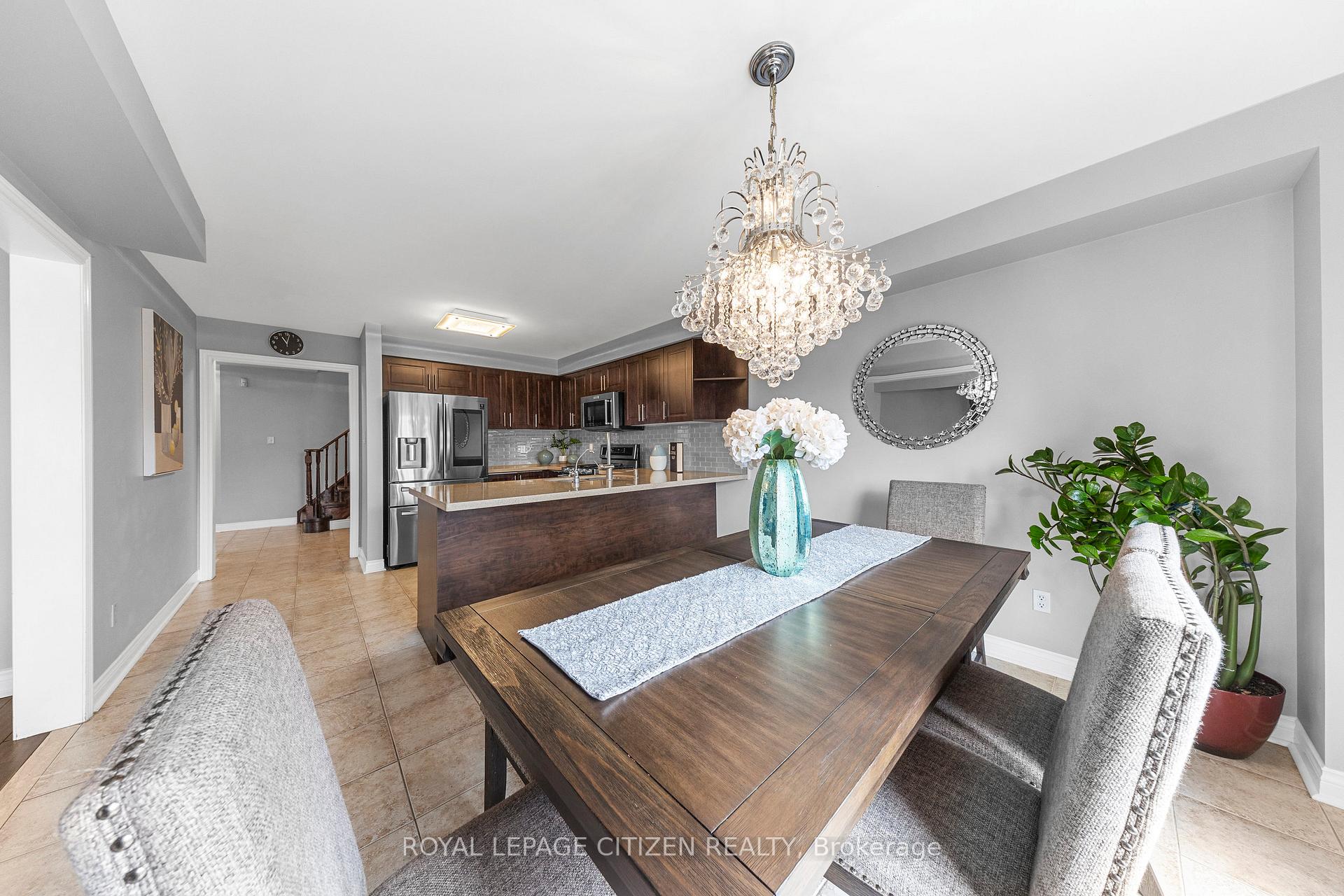 Photo 10 of 101 Darren Avenue, Whitby, Rolling Acres — HOMEH