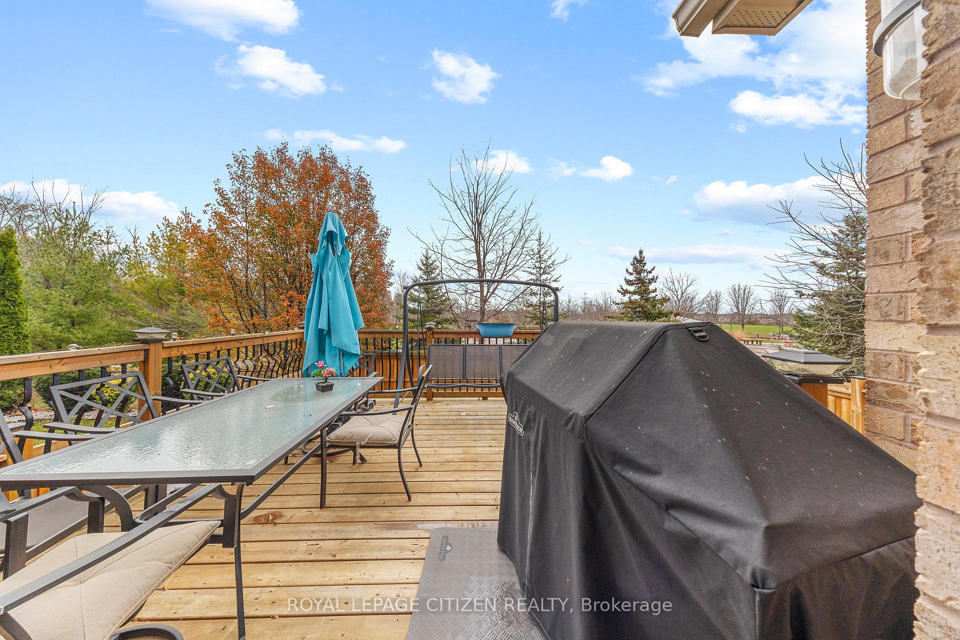 Photo 14 of 101 Darren Avenue, Whitby, Rolling Acres — HOMEH