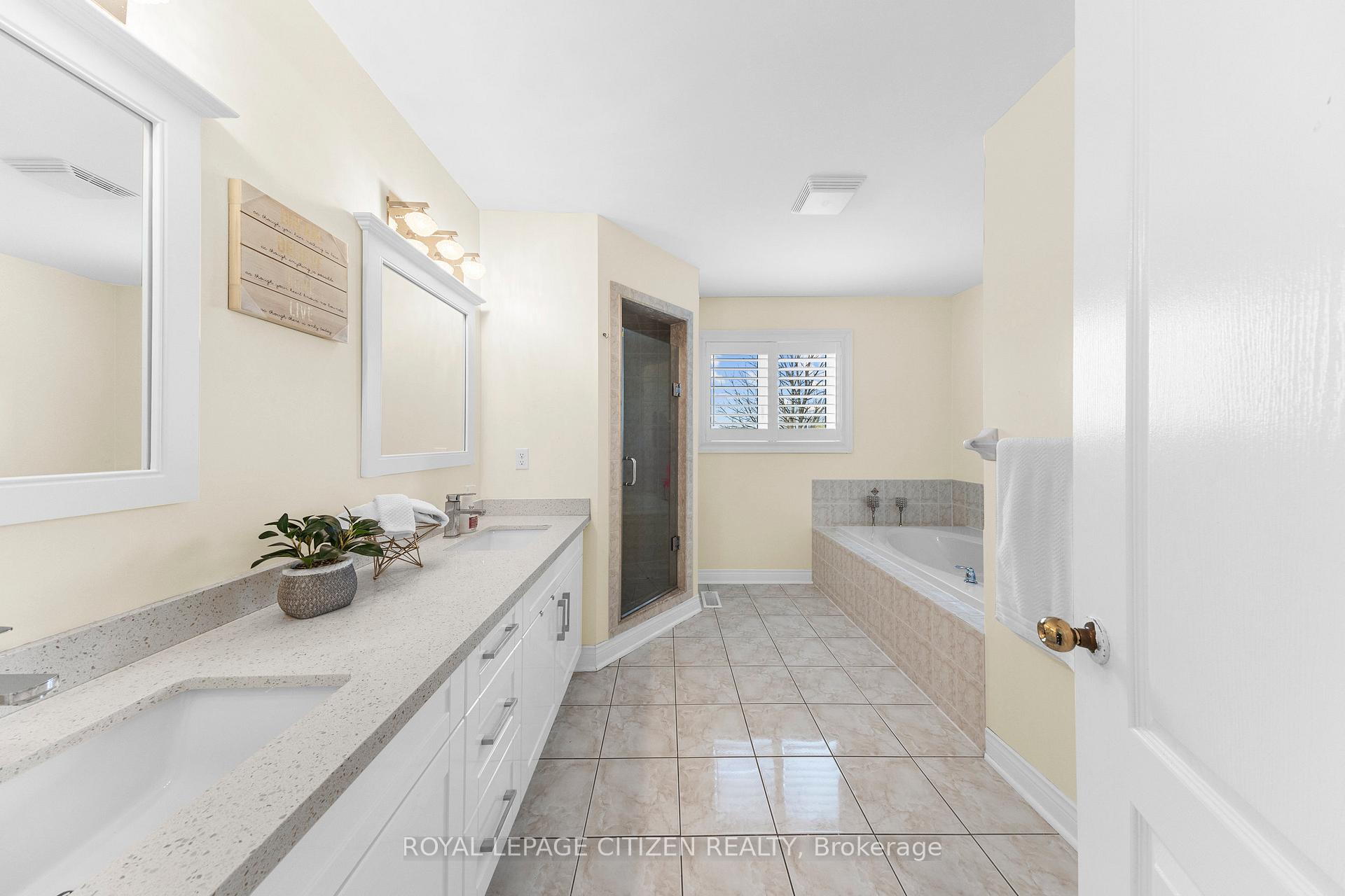 Photo 20 of 101 Darren Avenue, Whitby, Rolling Acres — HOMEH