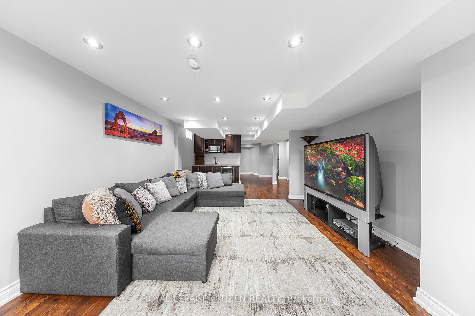 Photo 34 of 101 Darren Avenue, Whitby, Rolling Acres — HOMEH