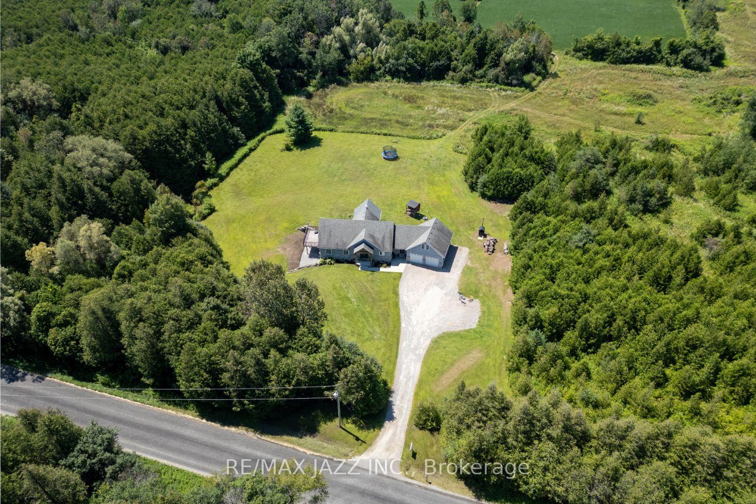 Photo 2 of 7386 Middle Road, Clarington, Rural Clarington — HOMEH