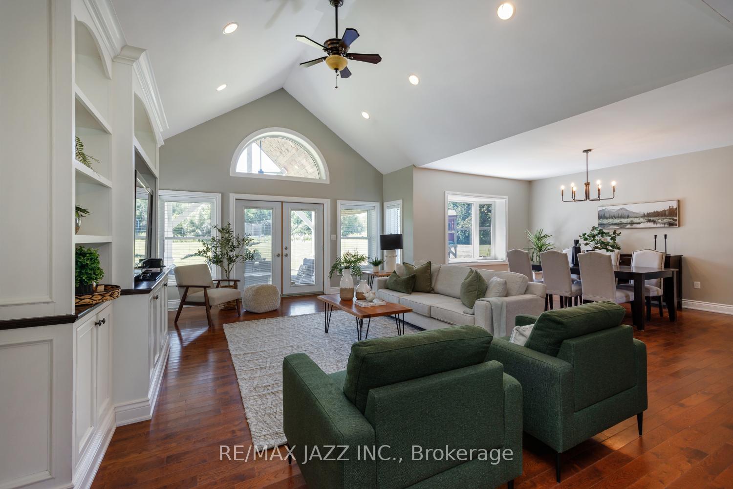 Photo 12 of 7386 Middle Road, Clarington, Rural Clarington — HOMEH
