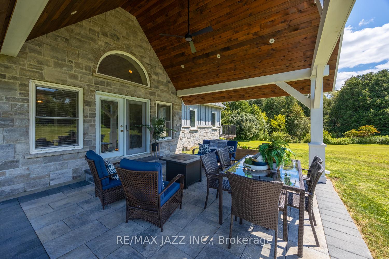 Photo 13 of 7386 Middle Road, Clarington, Rural Clarington — HOMEH