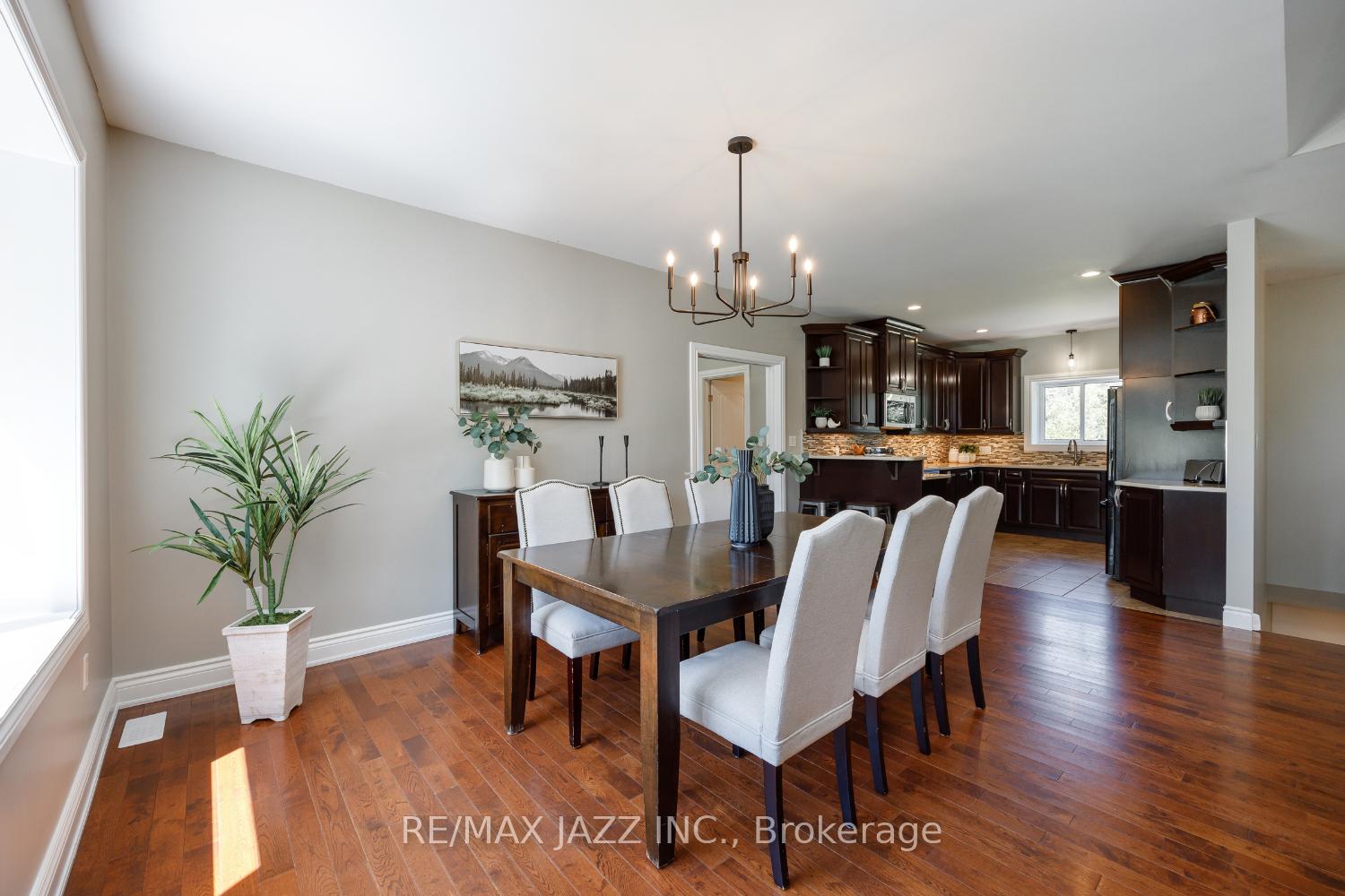 Photo 17 of 7386 Middle Road, Clarington, Rural Clarington — HOMEH