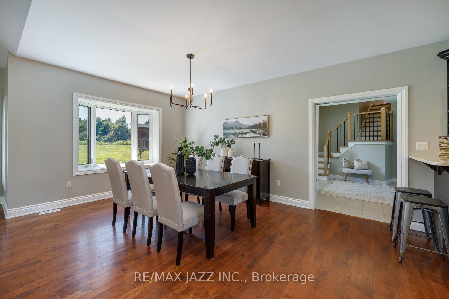 Photo 18 of 7386 Middle Road, Clarington, Rural Clarington — HOMEH