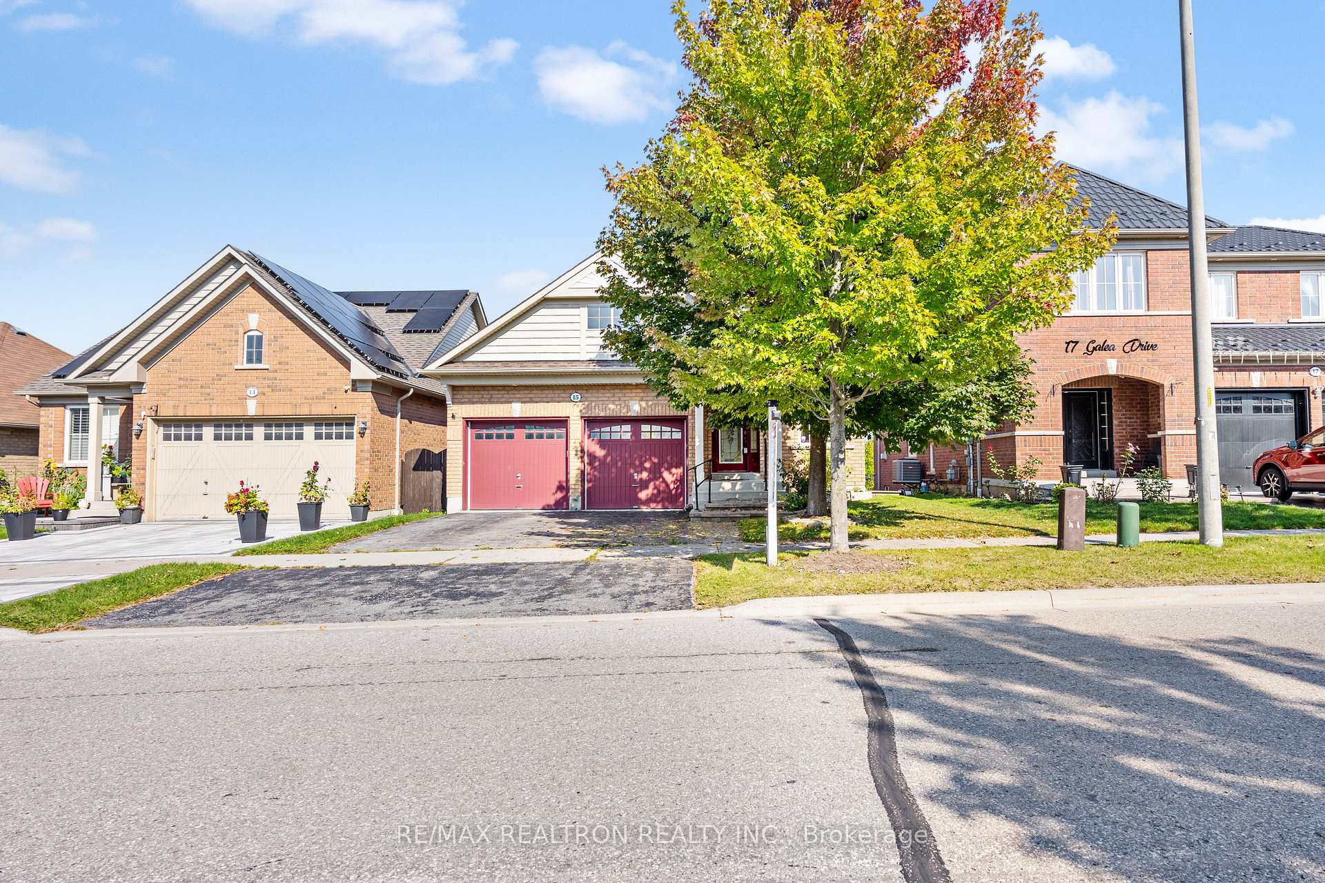 Photo 3 of 15 Galea Drive, Ajax, Central East — HOMEH