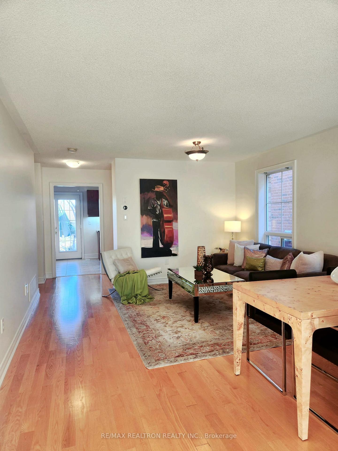 Photo 10 of 15 Galea Drive, Ajax, Central East — HOMEH