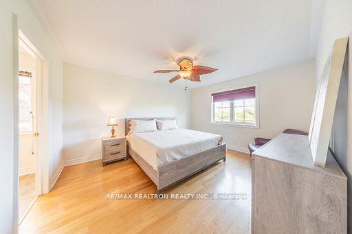 Photo 21 of 15 Galea Drive, Ajax, Central East — HOMEH