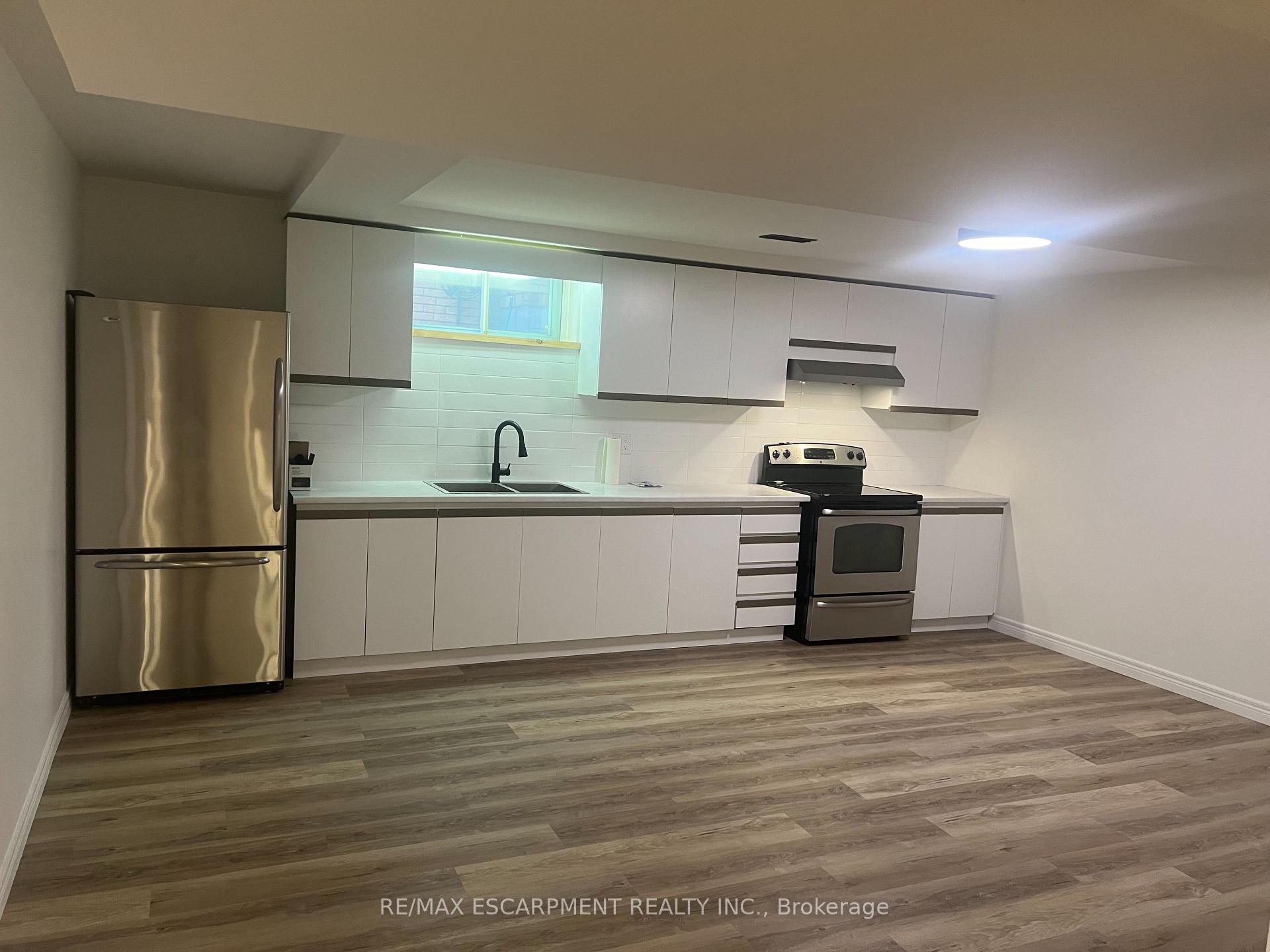 Photo 3 of Unit LOWER, 16 Teresa Street, Hamilton, Greenford — HOMEH