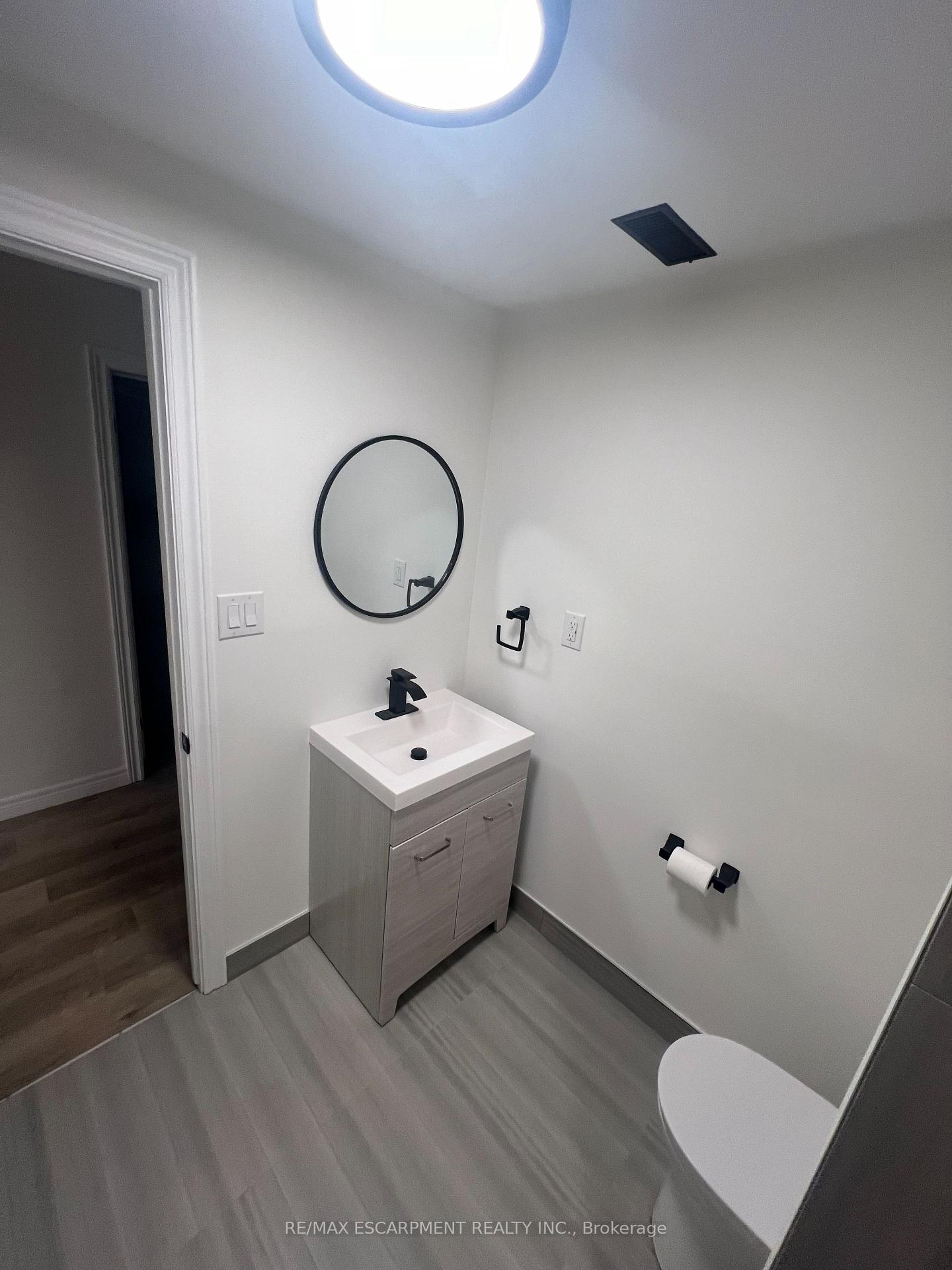 Photo 8 of Unit LOWER, 16 Teresa Street, Hamilton, Greenford — HOMEH
