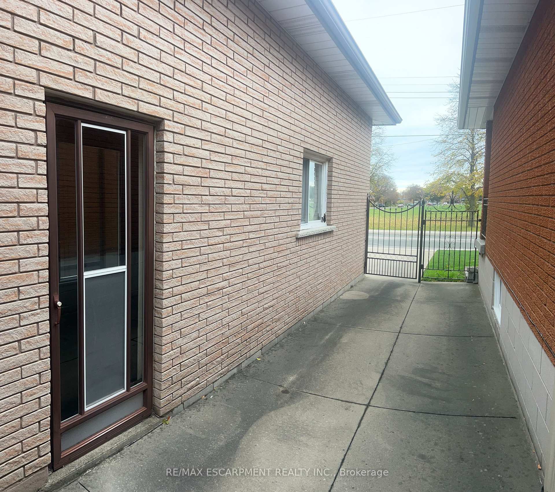 Photo 13 of Unit LOWER, 16 Teresa Street, Hamilton, Greenford — HOMEH