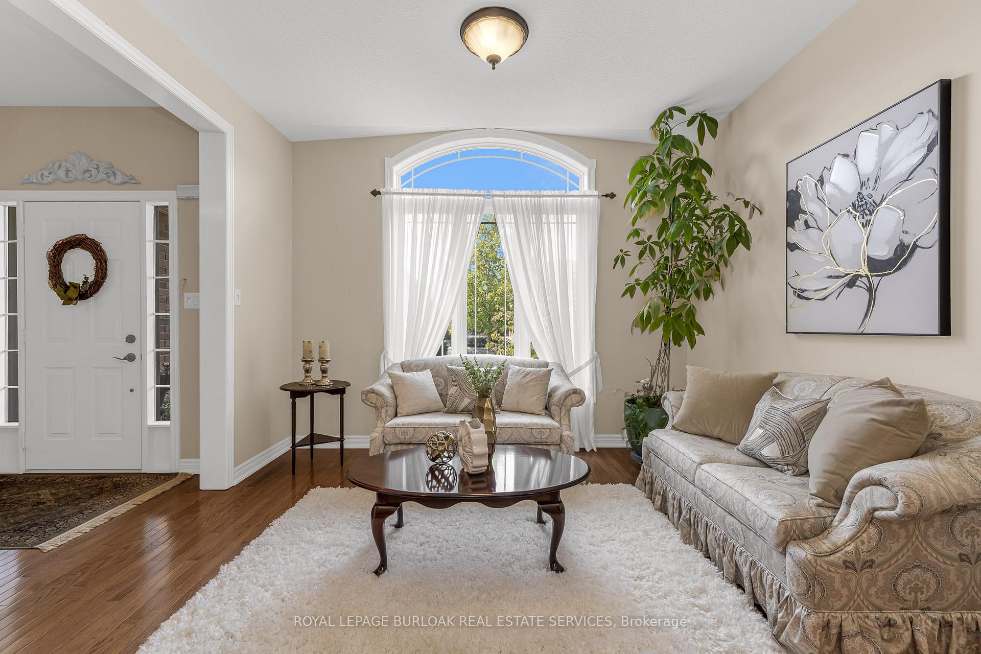 Photo 9 of 35 Oldmill Road, Hamilton, Ancaster — HOMEH