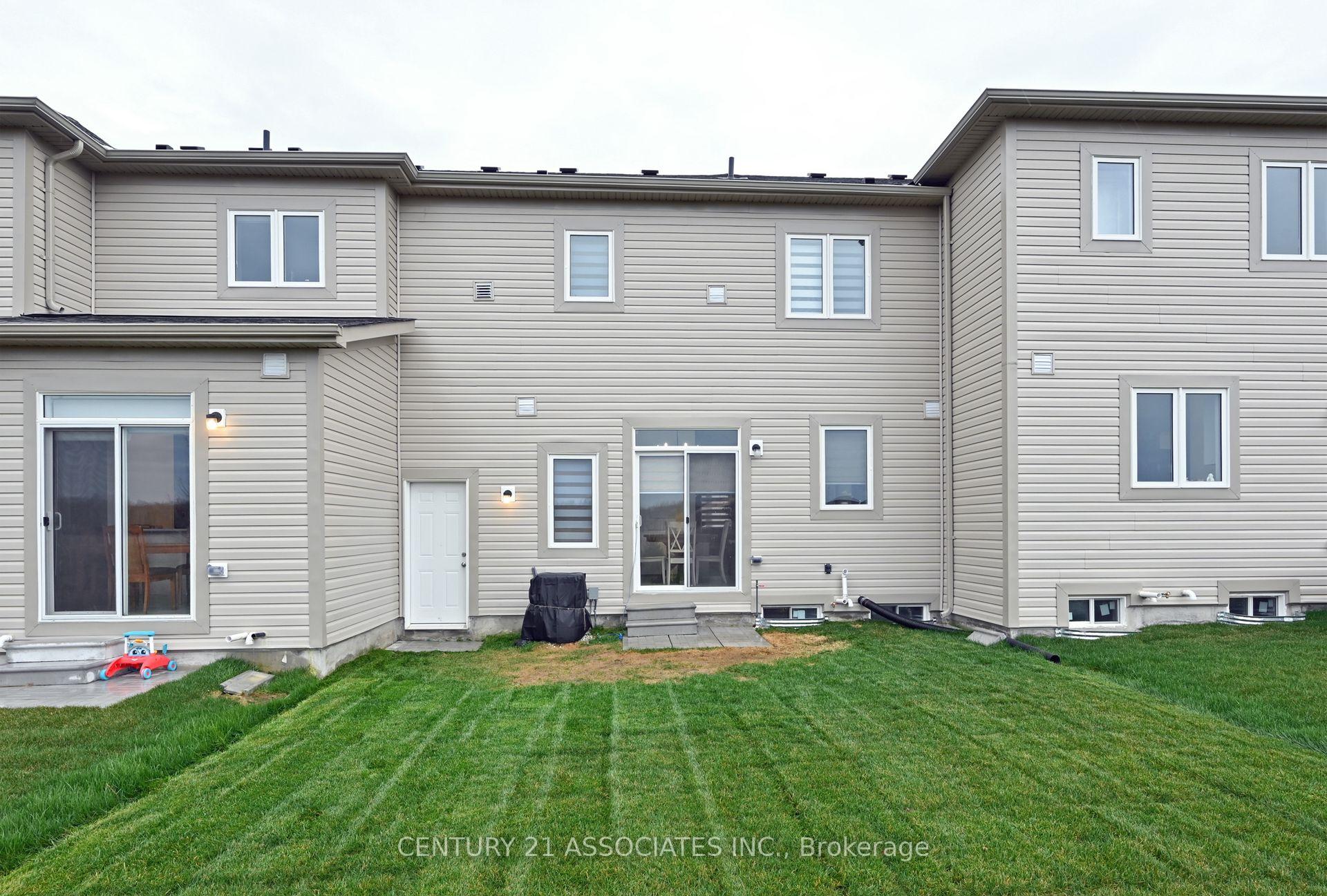 Photo 49 of 33 Stately Drive, Wasaga Beach — HOMEH