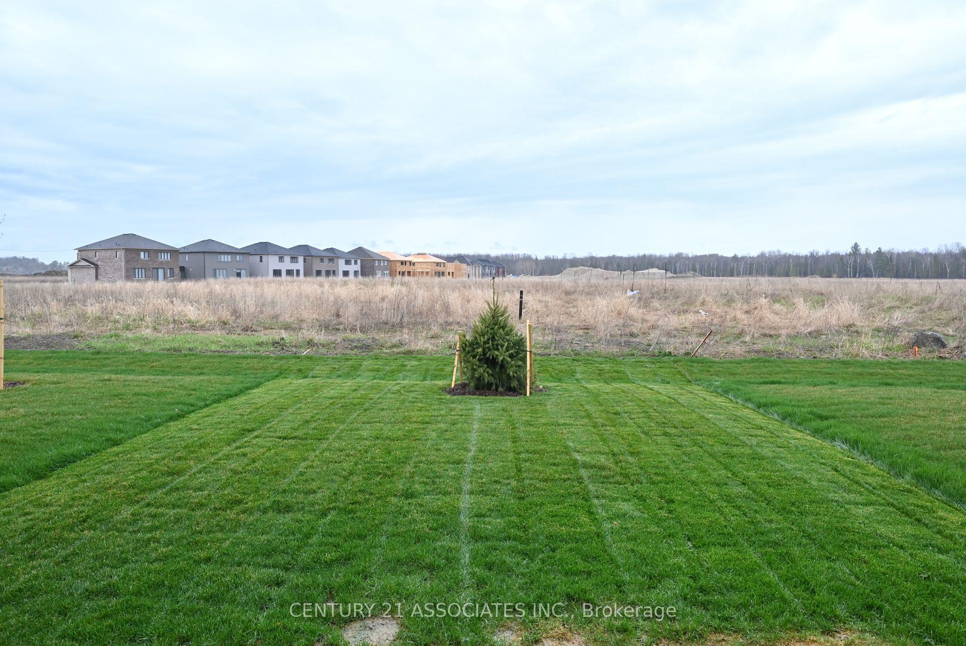 Photo 50 of 33 Stately Drive, Wasaga Beach — HOMEH