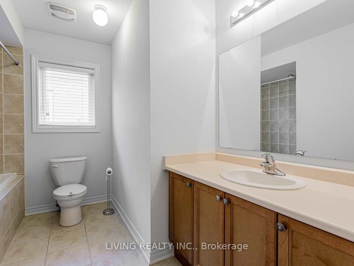 Photo 44 of 114 Halldorson Avenue, Aurora, Bayview Northeast — HOMEH