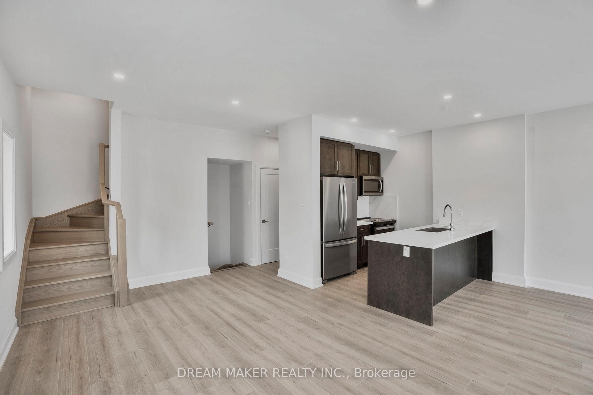 Photo 5 of 17 Fernridge Common, St. Catharines, Carlton/Bunting — HOMEH