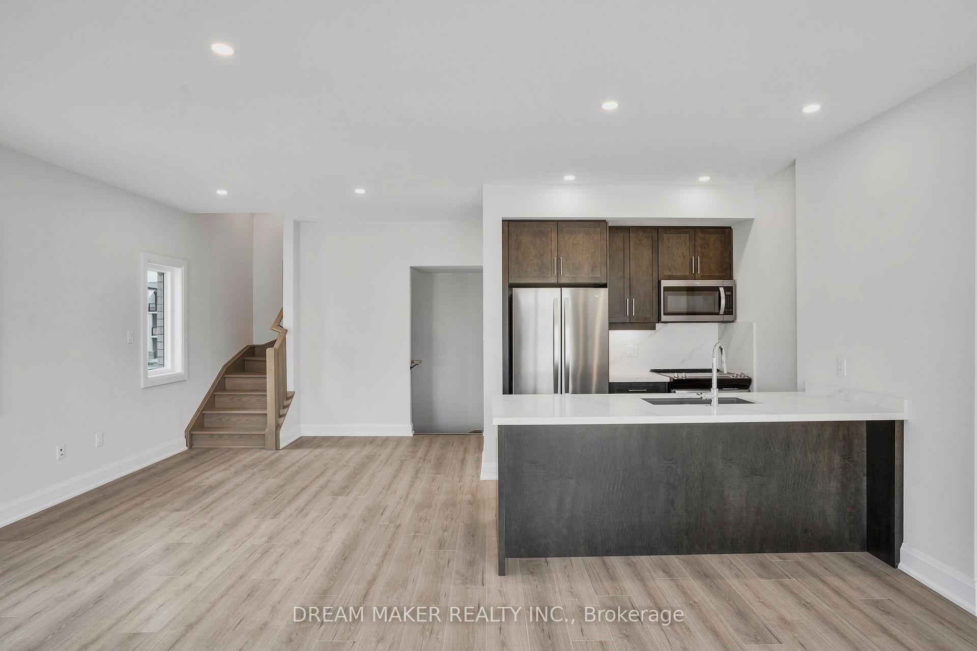 Photo 10 of 17 Fernridge Common, St. Catharines, Carlton/Bunting — HOMEH