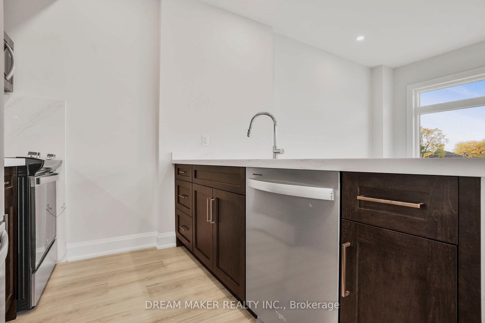 Photo 13 of 17 Fernridge Common, St. Catharines, Carlton/Bunting — HOMEH