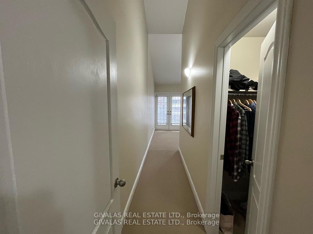 Photo 13 of 393 Detlor Common, Burlington, Brant — HOMEH