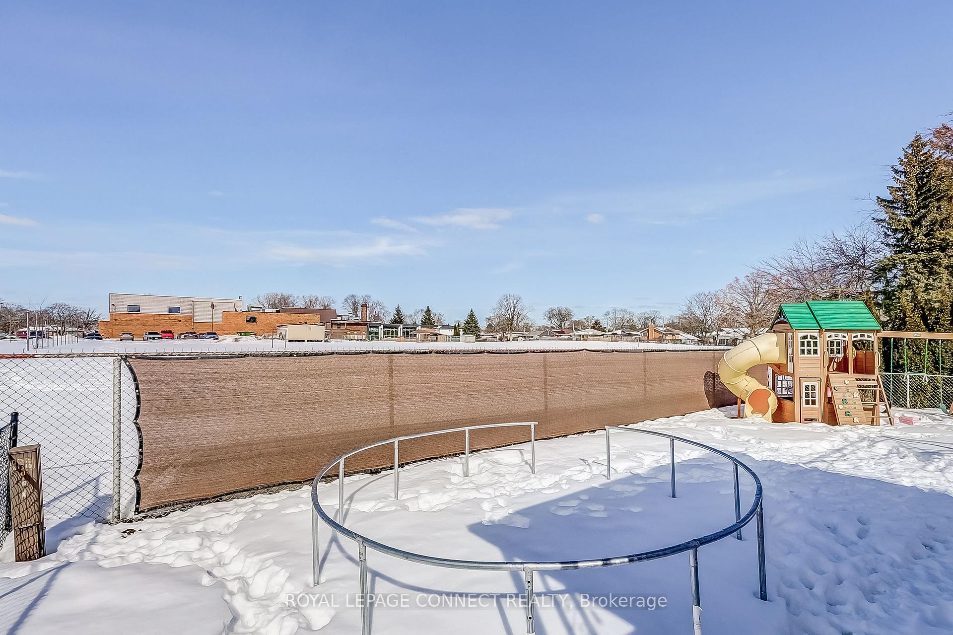 Photo 41 of 34 Plaza Square, Belleville, Belleville Ward — HOMEH