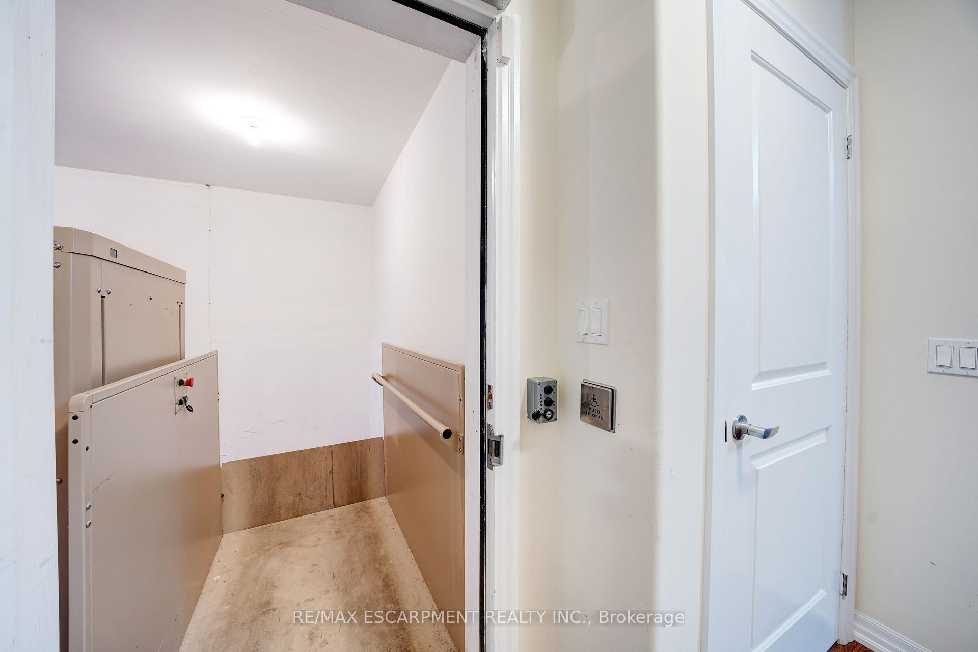 Photo 36 of 1701 Silverstone Crescent, Oshawa, Samac — HOMEH