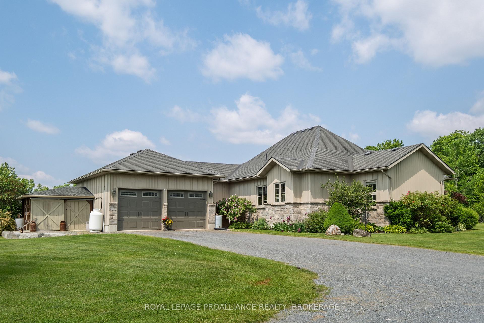 Photo 5 of 5329 Holmes Road, Frontenac, Frontenac South — HOMEH