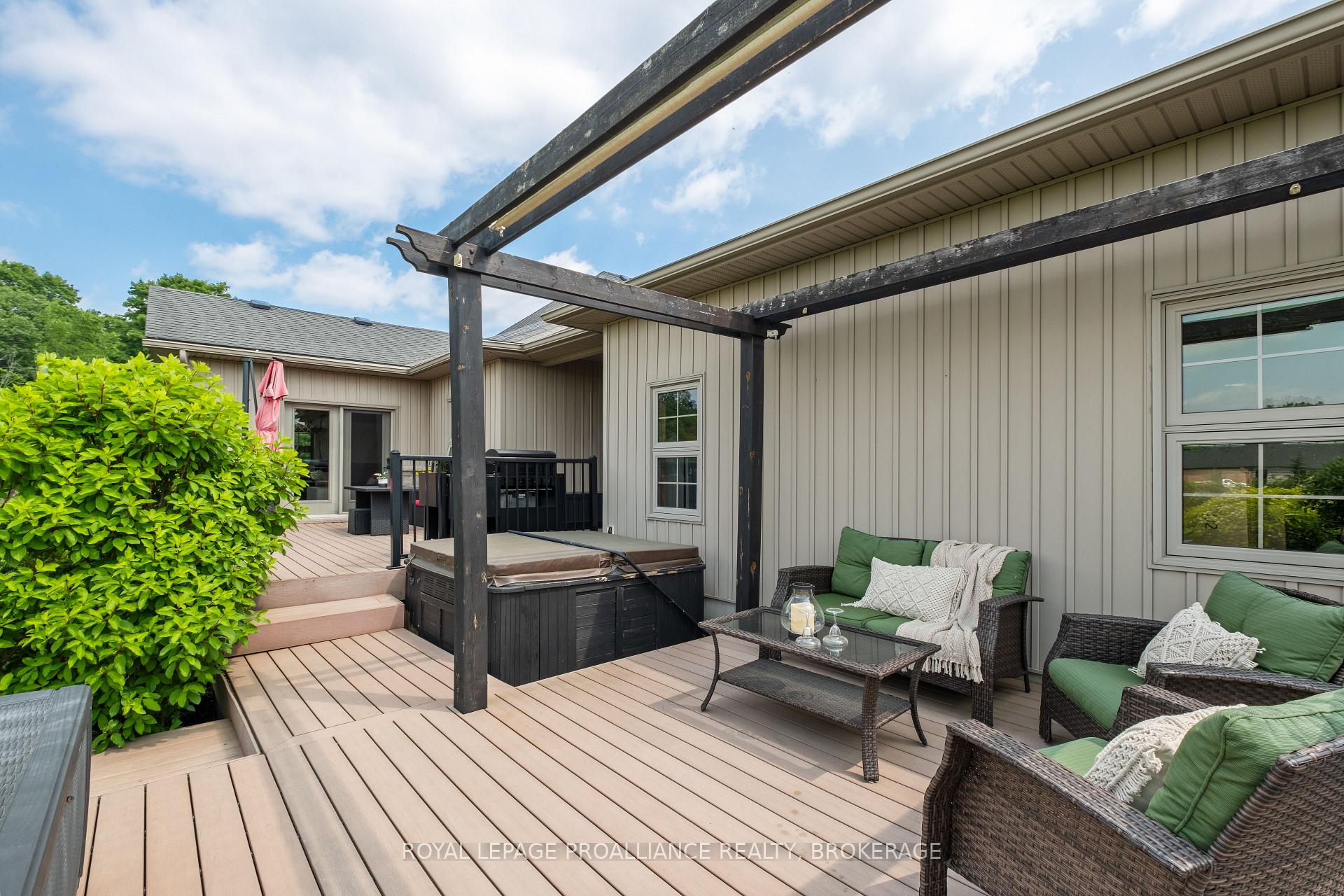 Photo 11 of 5329 Holmes Road, Frontenac, Frontenac South — HOMEH