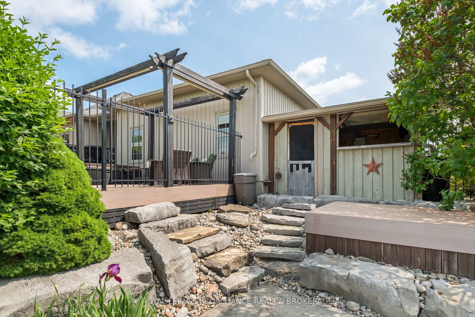 Photo 12 of 5329 Holmes Road, Frontenac, Frontenac South — HOMEH