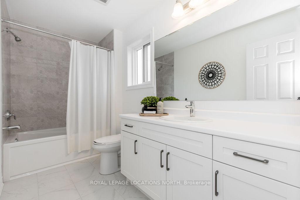 Photo 48 of 111 Plewes Drive, Collingwood — HOMEH