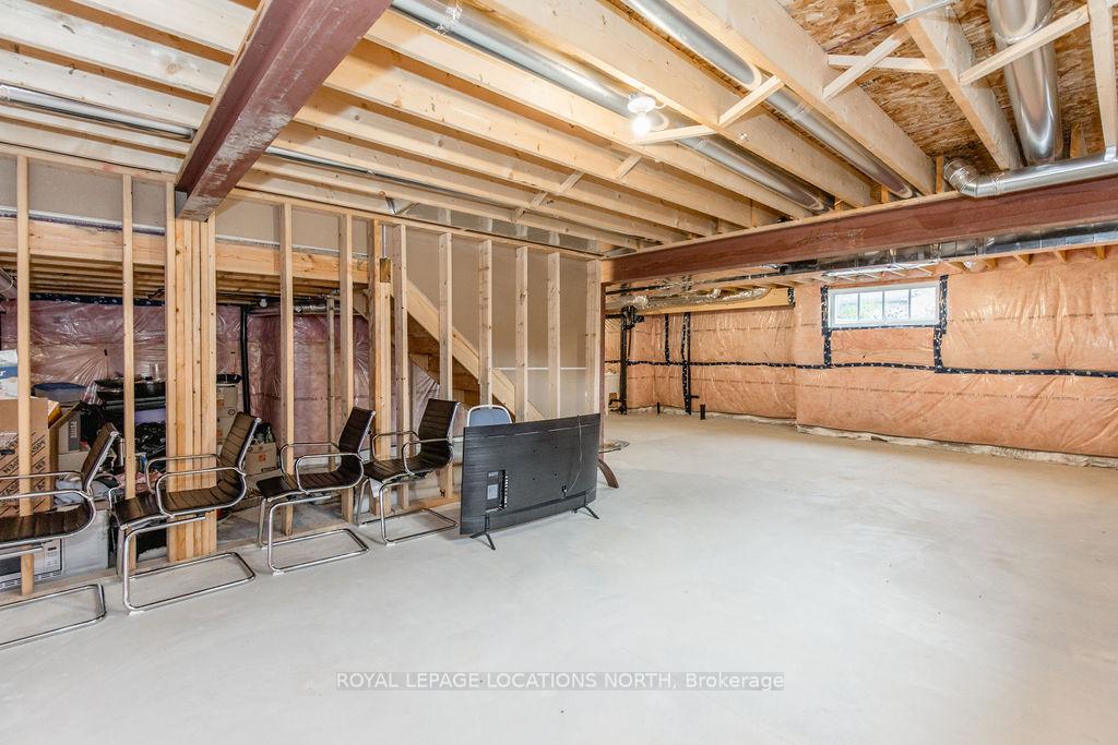Photo 57 of 111 Plewes Drive, Collingwood — HOMEH