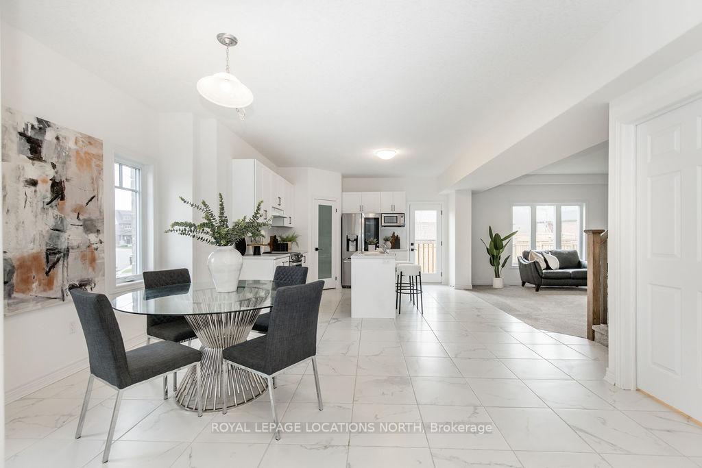 Photo 24 of 111 Plewes Drive, Collingwood — HOMEH