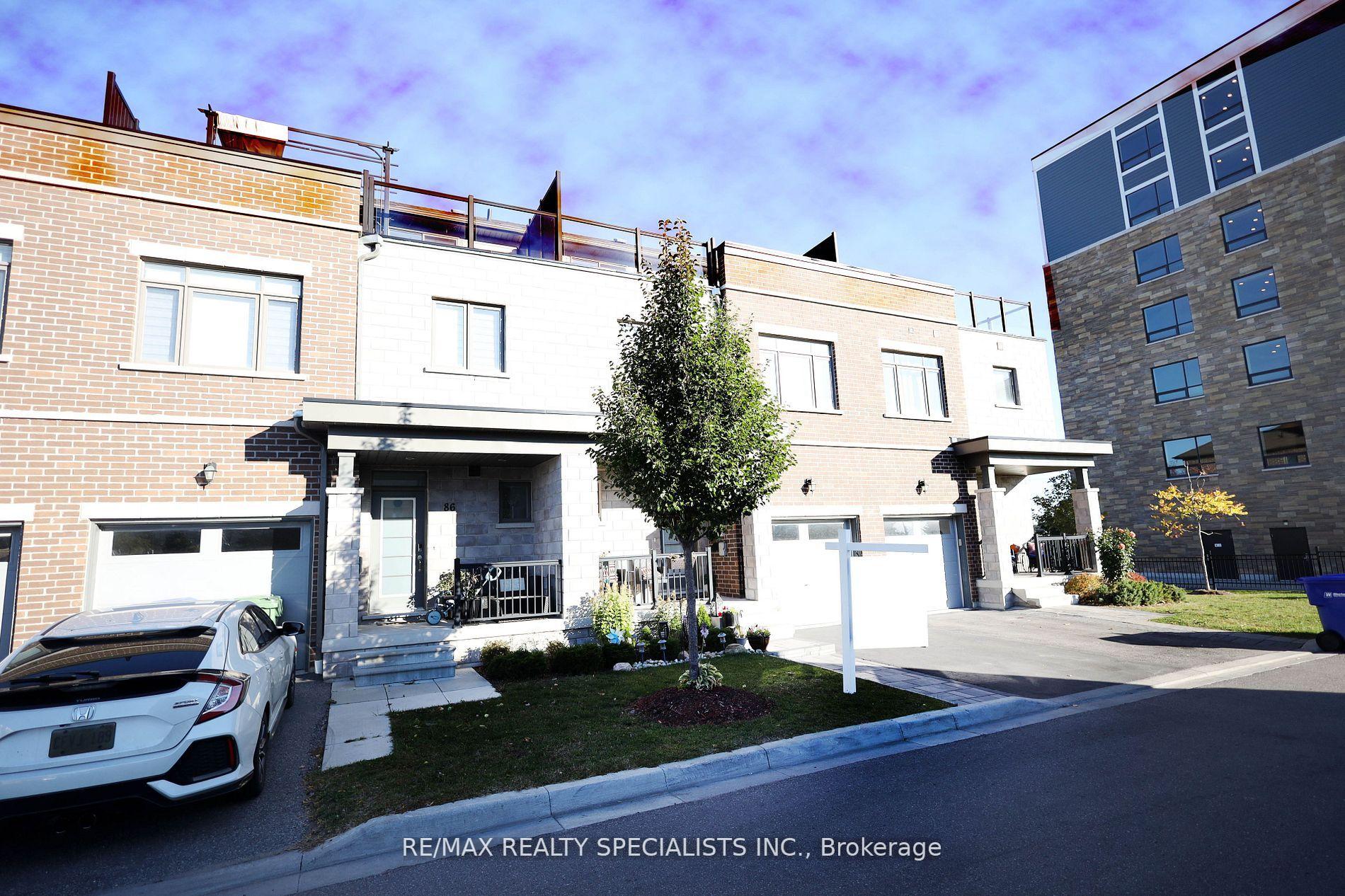 Photo 2 of 84 Longshore Way, Whitby, Port Whitby — HOMEH
