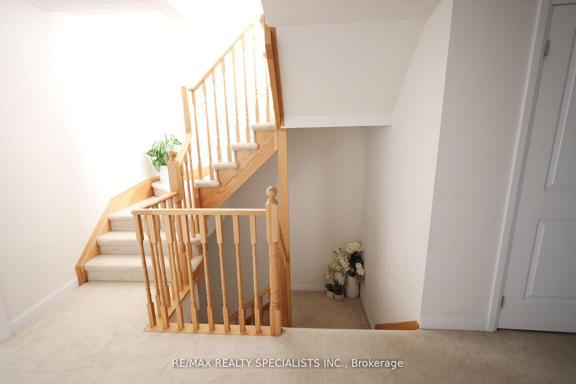 Photo 16 of 84 Longshore Way, Whitby, Port Whitby — HOMEH