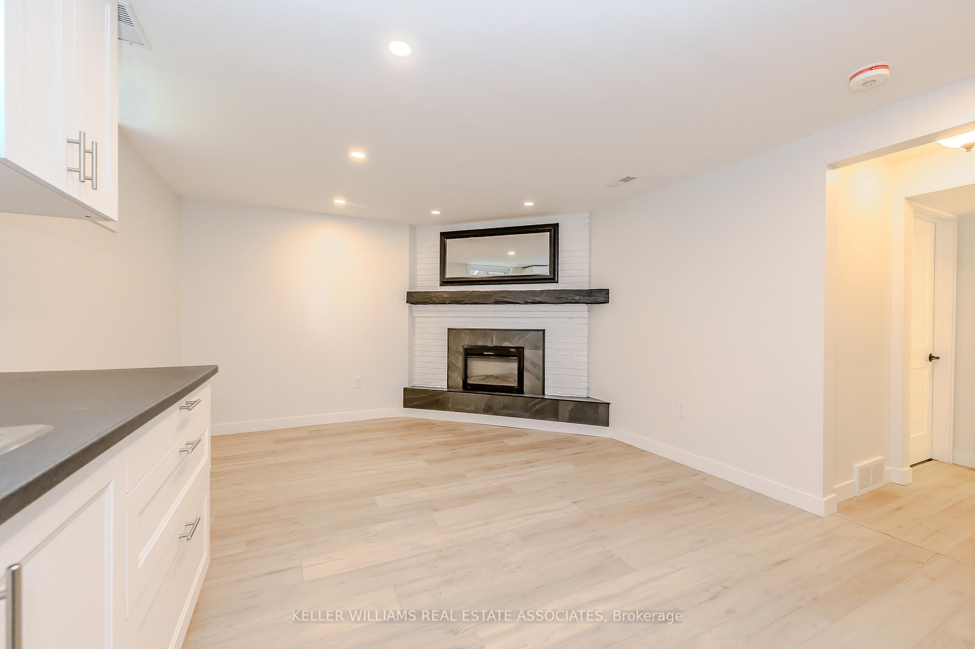 Photo 24 of 78 Duchess Drive, Cambridge — HOMEH