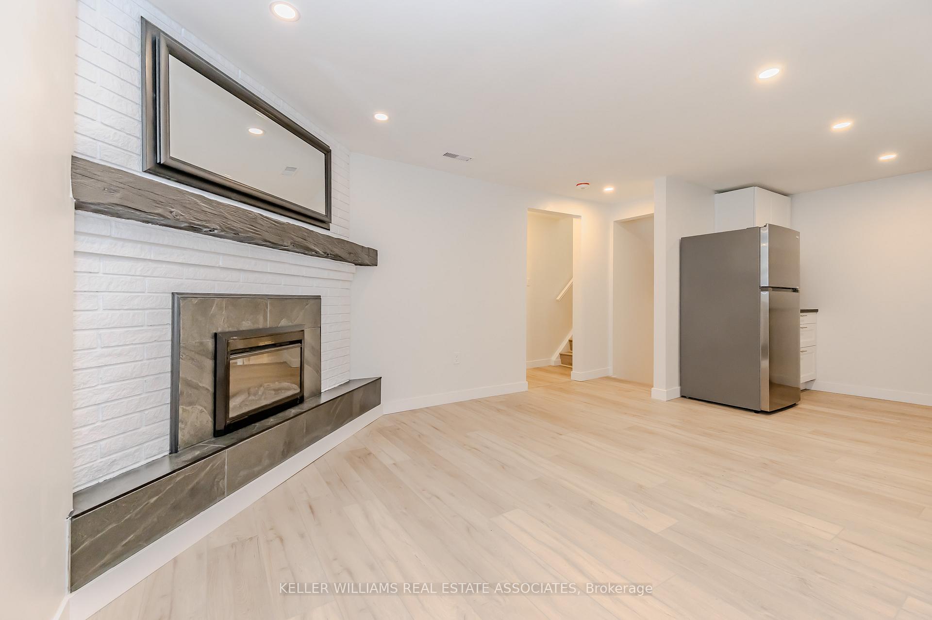 Photo 8 of 78 Duchess Drive, Cambridge — HOMEH