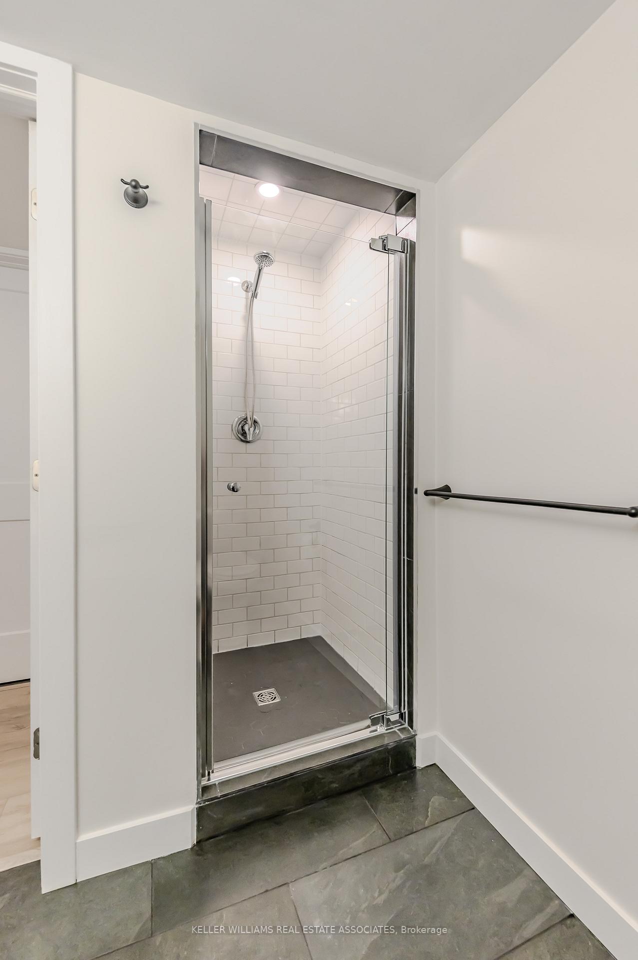 Photo 10 of 78 Duchess Drive, Cambridge — HOMEH