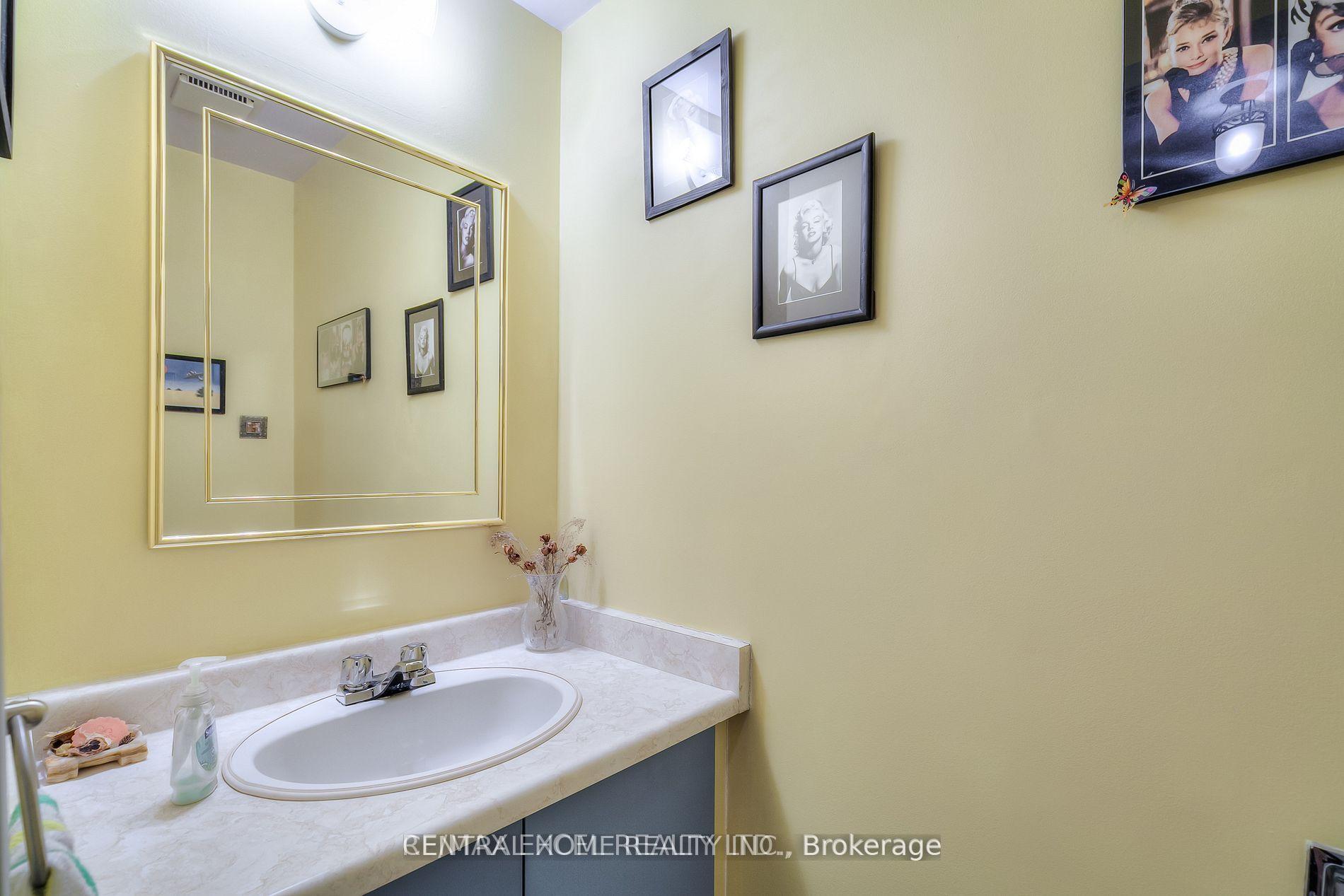 Photo 28 of 67 Tunney Crescent, Markham, Raymerville — HOMEH