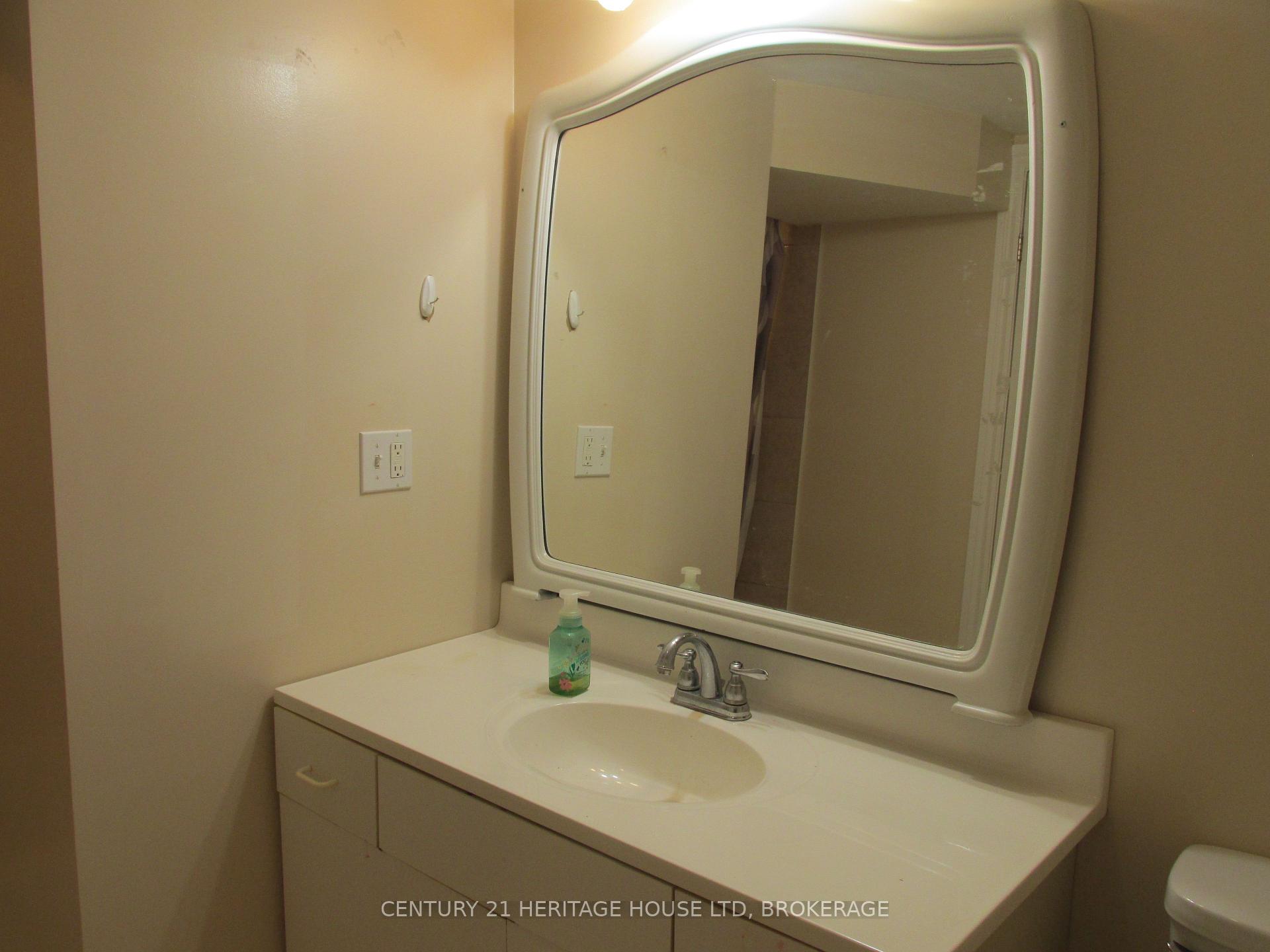 Photo 8 of Unit Lower, 72 Masterson Drive, St. Catharines, Glendale/Glenridge — HOMEH