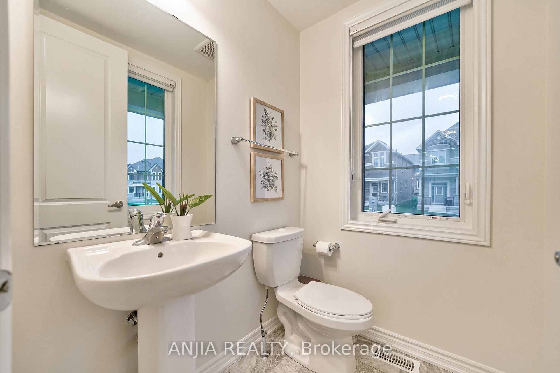 Photo 18 of 262 Beaverbrae Drive, Markham, Victoria Square — HOMEH