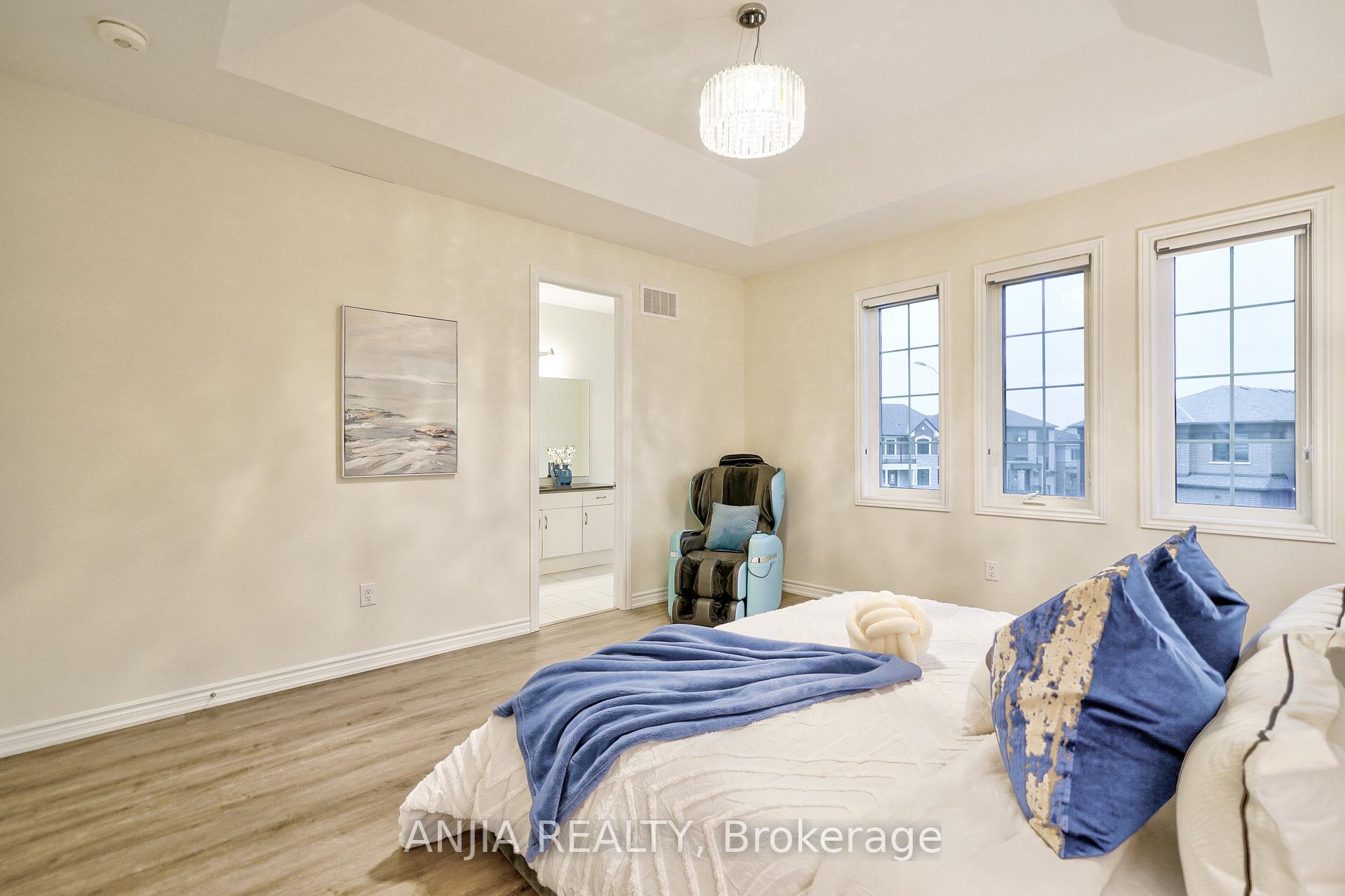 Photo 22 of 262 Beaverbrae Drive, Markham, Victoria Square — HOMEH